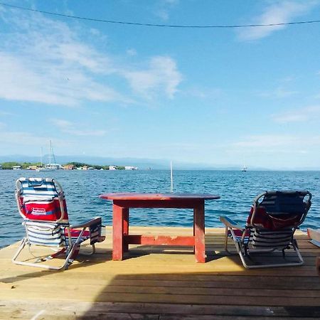 Villa Casa Elba Sobre El Mar Bocas del Toro Esterno foto