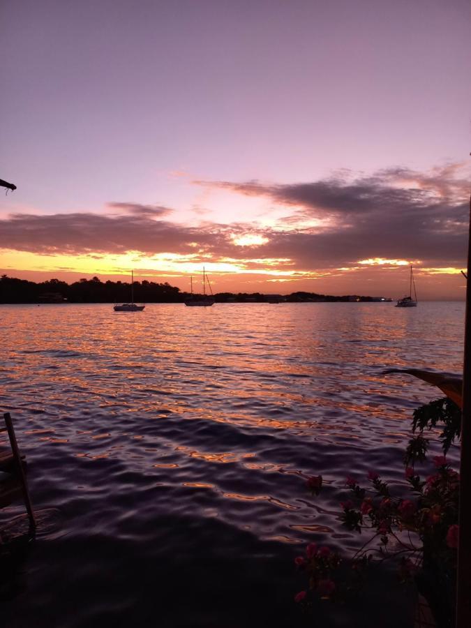 Villa Casa Elba Sobre El Mar Bocas del Toro Esterno foto